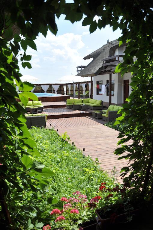 Doi Capitani Hotel Crisan  Exterior photo